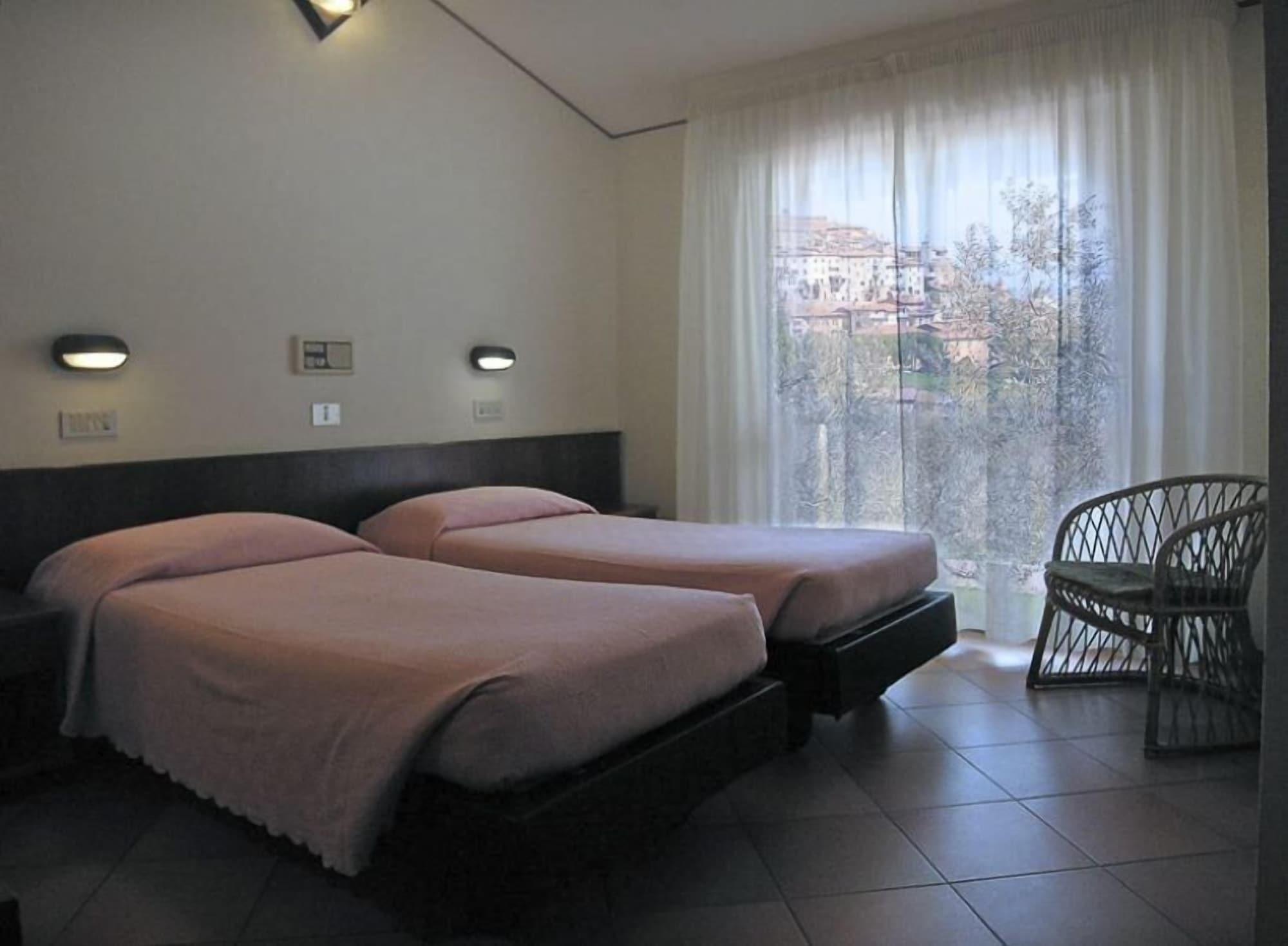 Hotel Miralaghi Chianciano Terme Ngoại thất bức ảnh